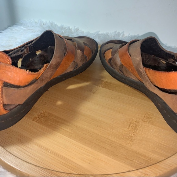 Børn Sandals Strappy Flat Slingback Leather Women’s Sz 9 Tangerine & Sand - Picture 7 of 10